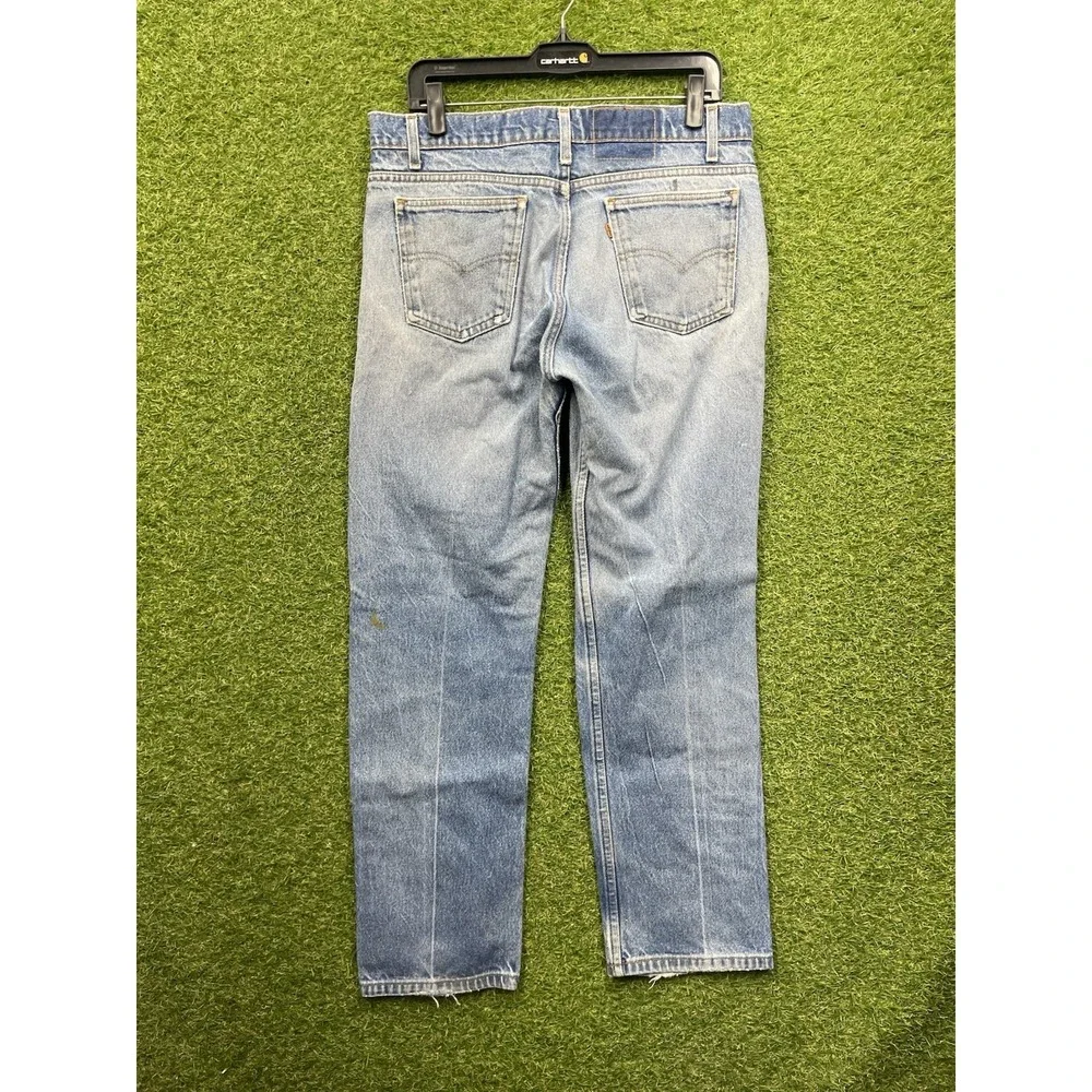 Levis shop confidence